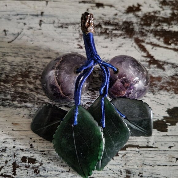 Vintage Purple Amethyst Stone Plum with Jade Leaves - Picture 3 of 5